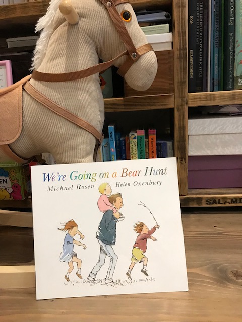 Michael Rosen and Helen Oxenbury 'We're Going on a Bear Hunt'